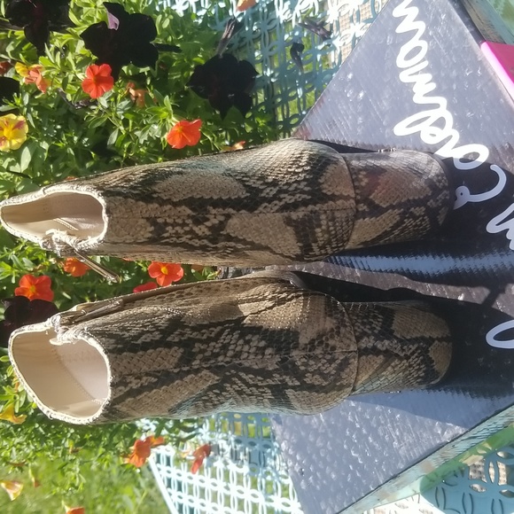 Sam Edelman Hilty Ankle Boot  Size 9 NWT - Picture 4 of 9